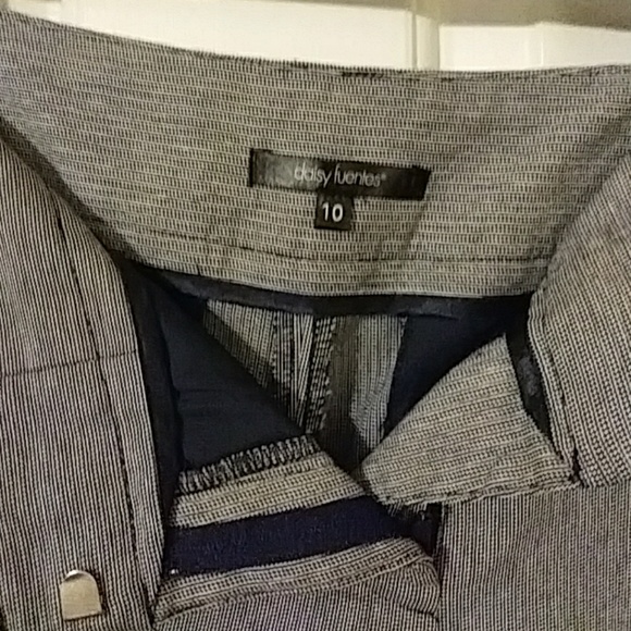 Capris - Picture 3 of 3